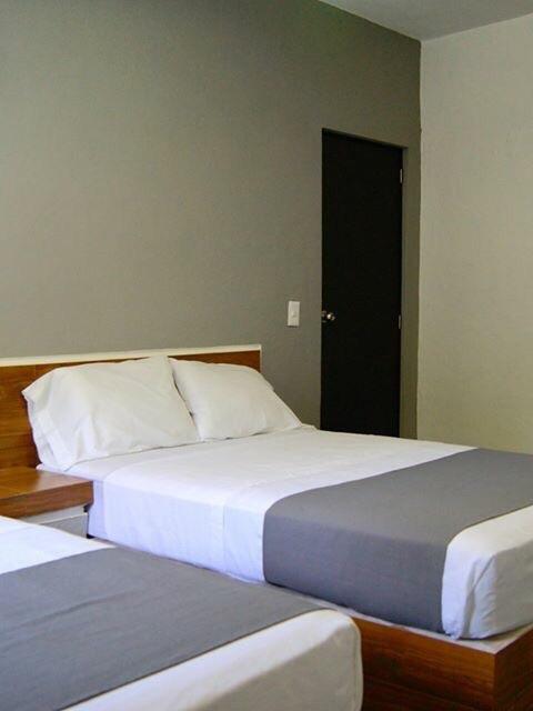 Hotel Mexicali Colima Bagian luar foto
