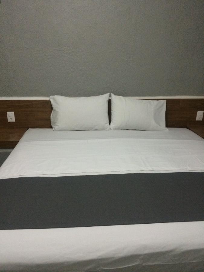 Hotel Mexicali Colima Bagian luar foto